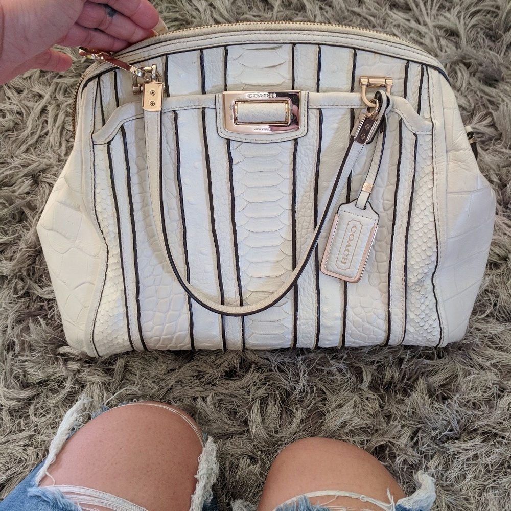 ❌SOLD❌White Coach purse - Picture 1 of 8